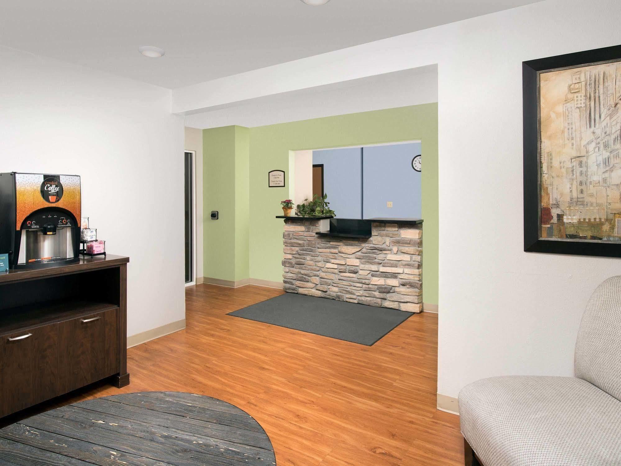 אורורה Extended Stay America Suites - Denver - Airport מראה חיצוני תמונה